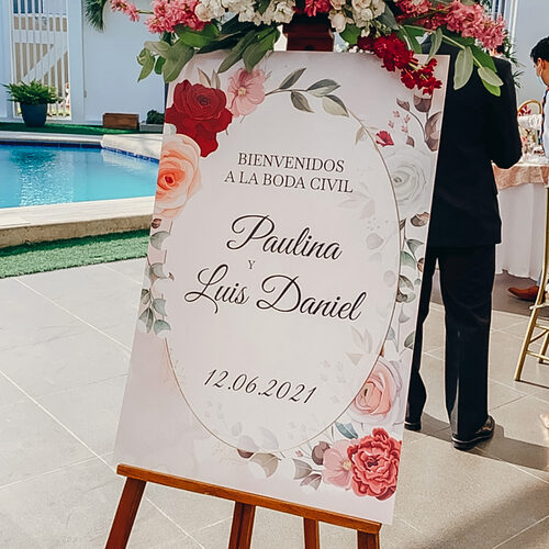 Boda civil celebrada junto a la piscina de Terra Eventos